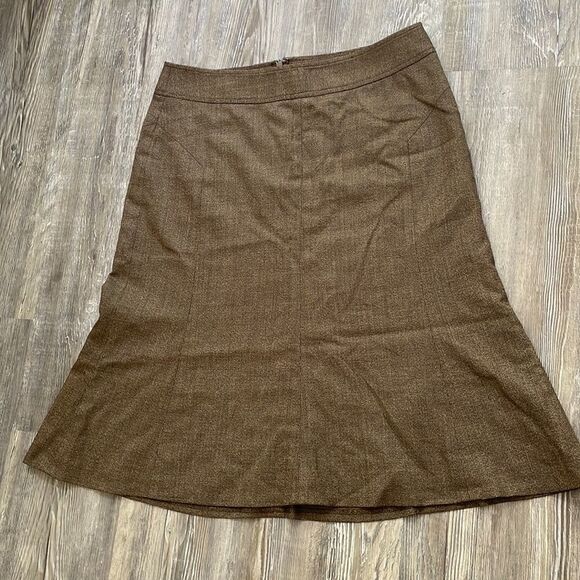 ⭐️ Ann Taylor Size 4 brown Knee Length Short Dress Skirt Tulip Flare Neutral - Picture 1 of 6